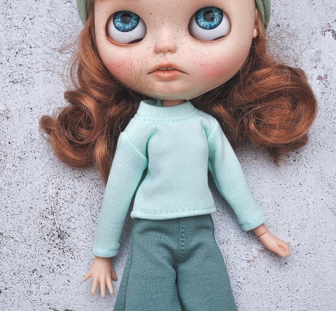  neck sweater for Blythe doll