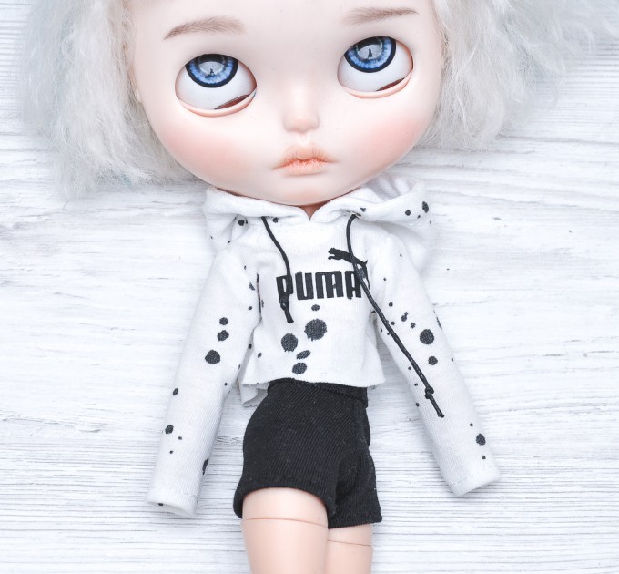 white blob puma set for Blythe doll