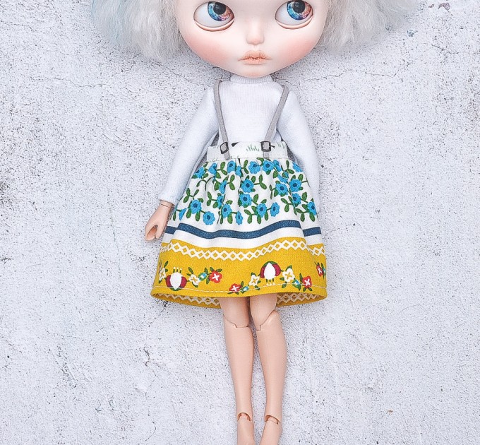 Blythe linen skirt / Pullip doll clothes / Azone outfit