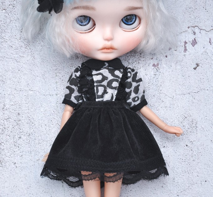 Blythe black set shirt & skirt 
