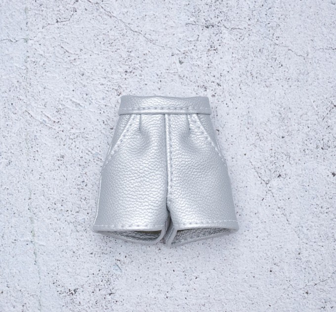 blythe silver shorts 